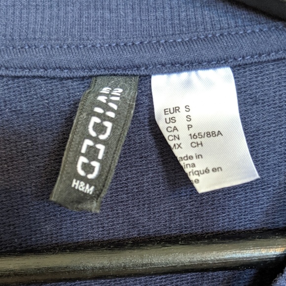 H&M Divided Cropped Wide Sleeve Embroidered Shirt - Picture 4 of 4